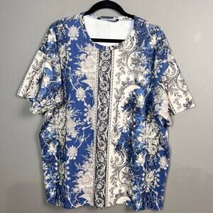 GaryGraham422 t-shirt Women’s One Size / Large printed scroll floral art